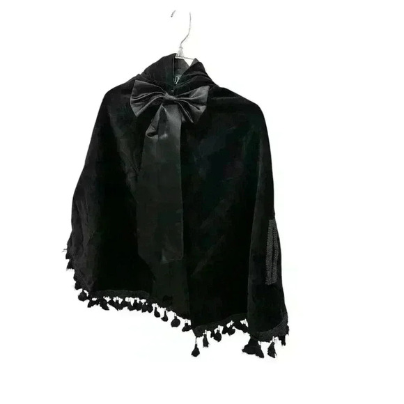 Elebini Girls Size 10 Hooded Velvet Poncho with Tassels & Black Bow Tie Closure - Picture 3 of 8